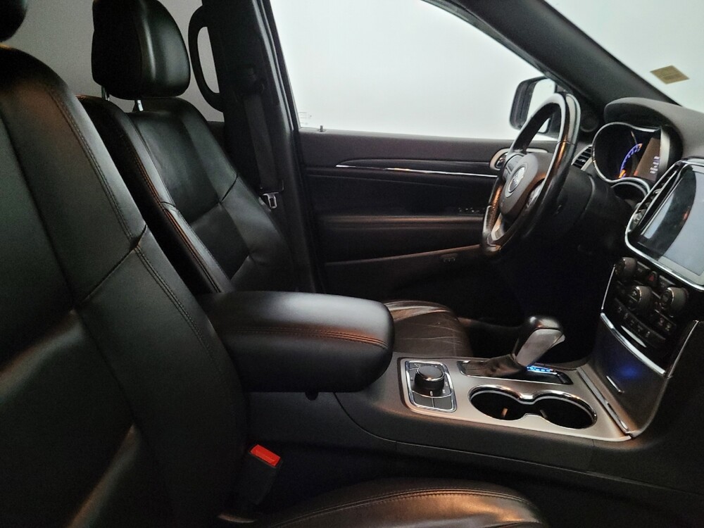 2021 Jeep Grand Cherokee in Allentown, PA 18103 - 18144004 21