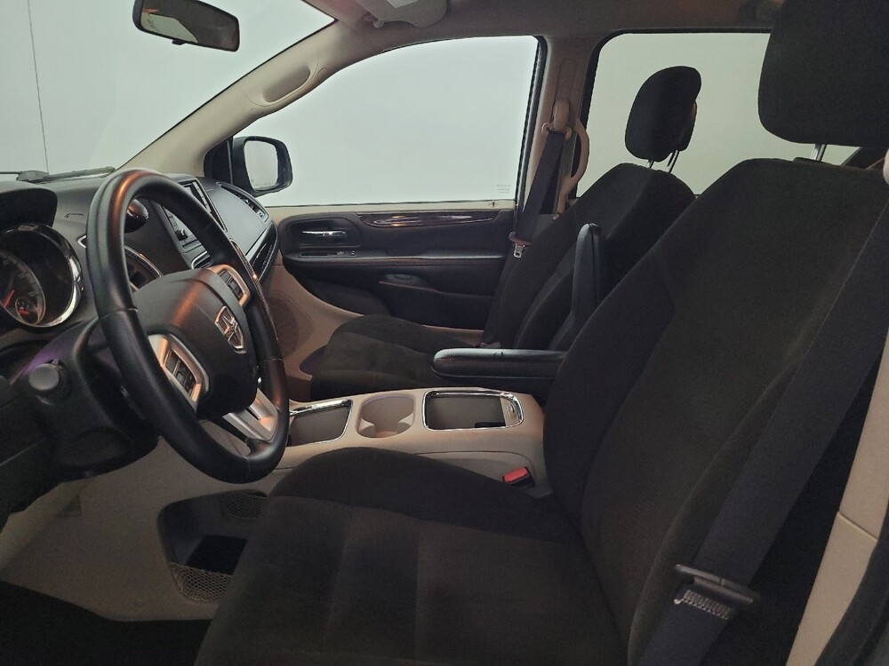 2015 Dodge Grand Caravan in Plymouth Meeting, PA 19462 - 18144005 17