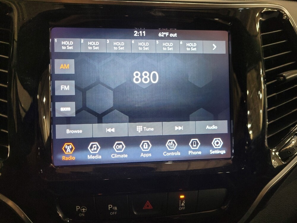 2021 Jeep Cherokee in Allentown, PA 18103 - 18144008 25