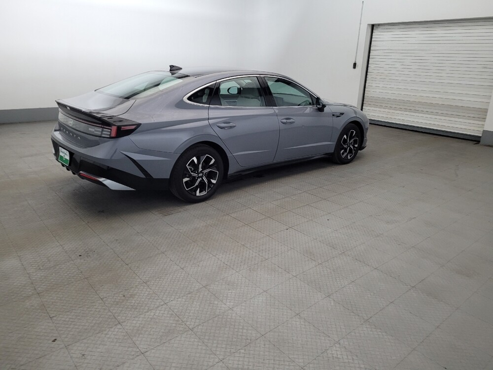 2024 Hyundai Sonata in Woodbridge, VA 22191 - 18144018 10