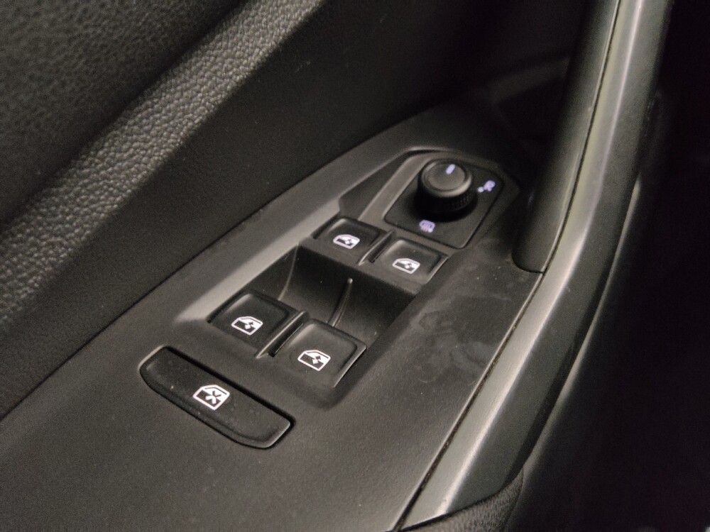 2020 Volkswagen Jetta in St. Louis, MO 63136 - 18144020 27