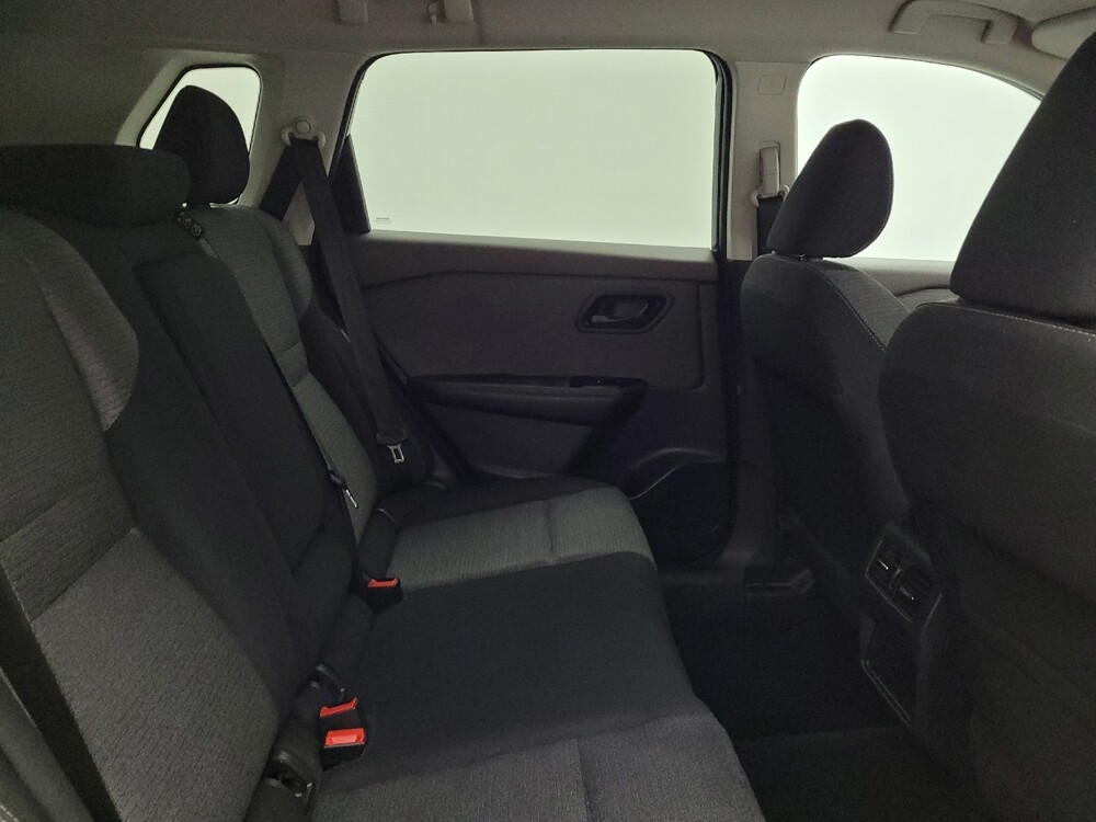 2021 Nissan Rogue in Miamisburg, OH 45342 - 18144021 19