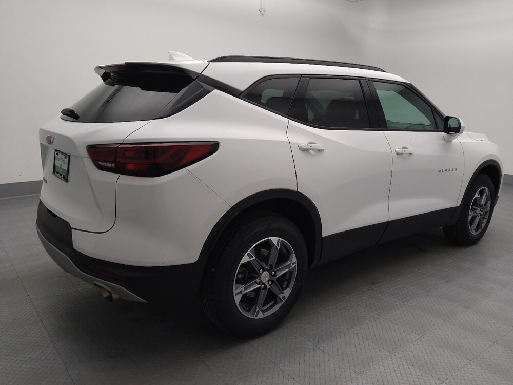 2024 Chevrolet Blazer in Springfield, MO 65807 - 18144022 10