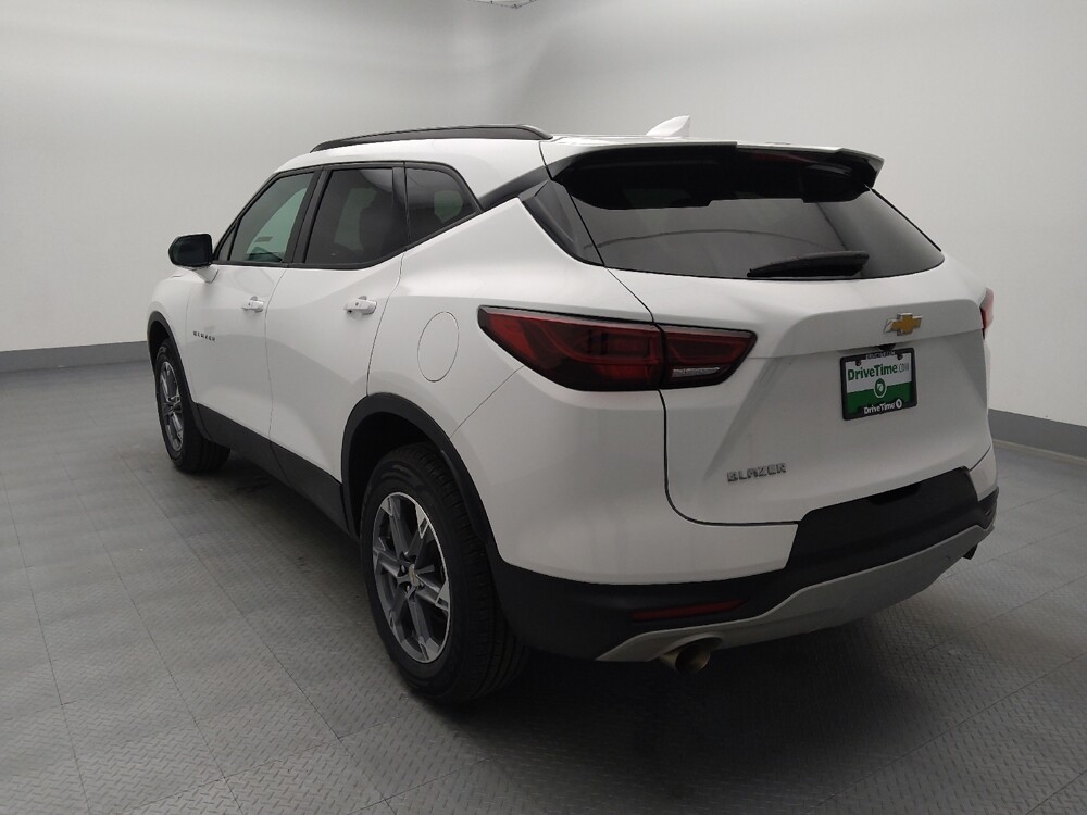 2024 Chevrolet Blazer in Springfield, MO 65807 - 18144022 5