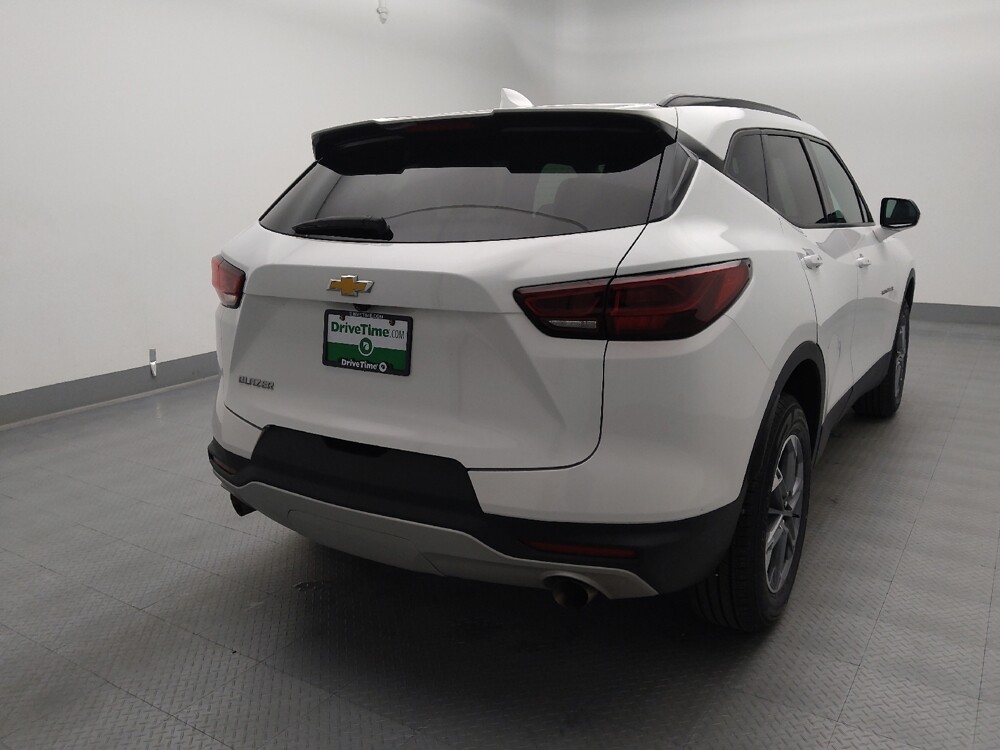 2024 Chevrolet Blazer in Springfield, MO 65807 - 18144022 7