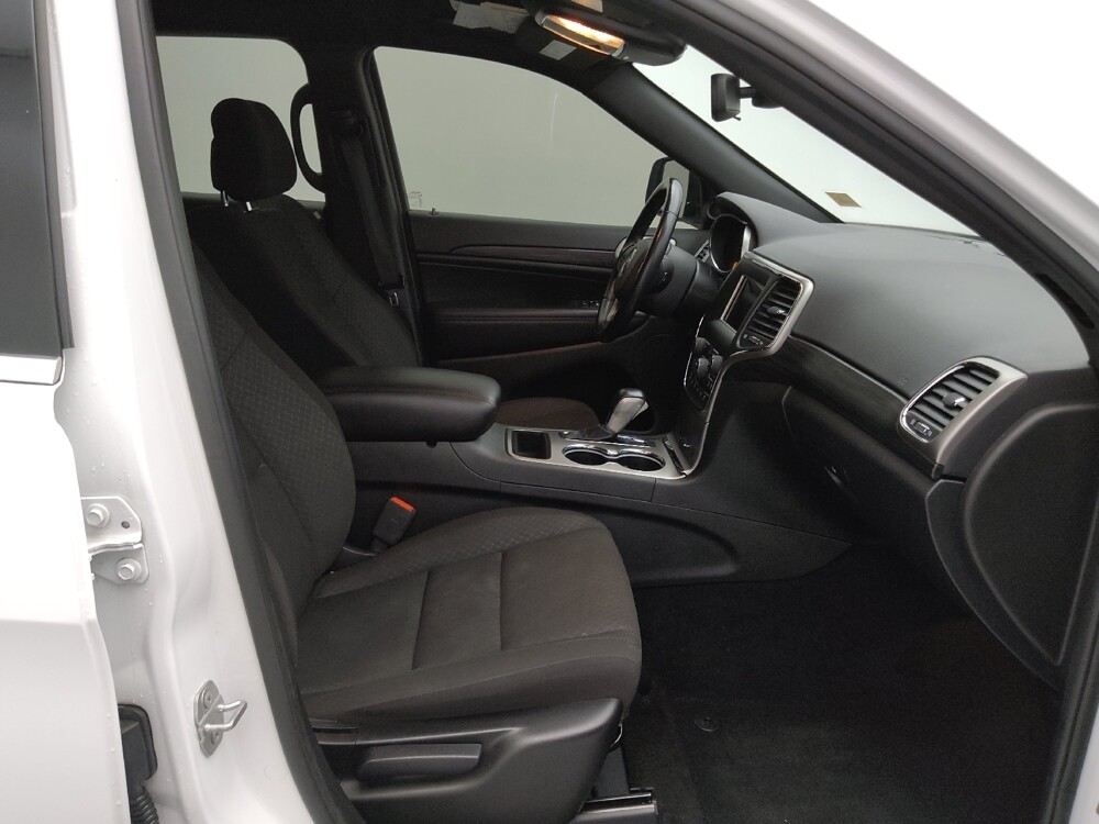 2021 Jeep Grand Cherokee in Gladstone, MO 64118 - 18144023 21