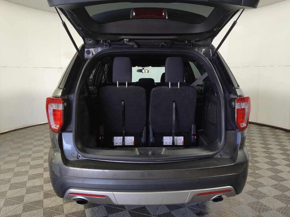 2017 Ford Explorer in Midlothian, IL 60445 - 18144029 29