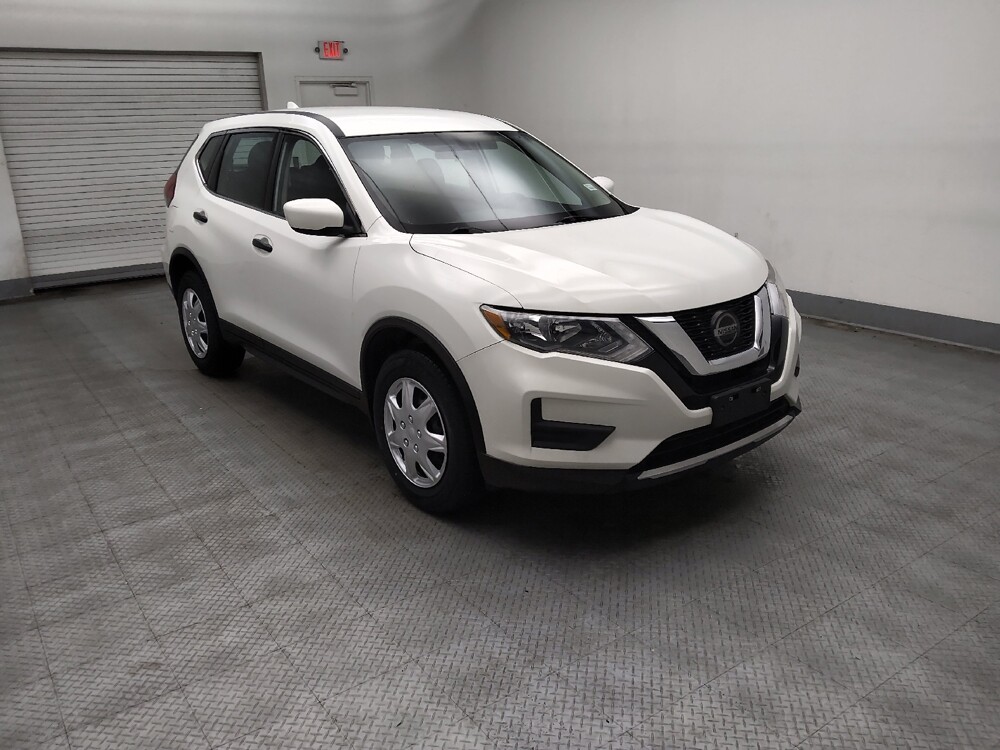 2018 Nissan Rogue in Lombard, IL 60148 - 18144031 13