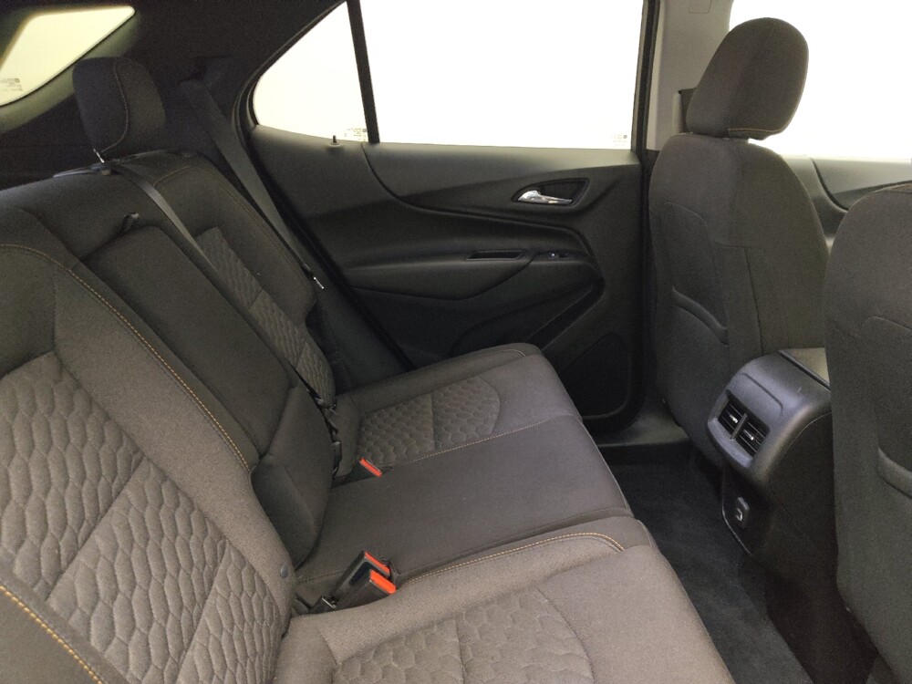 2019 Chevrolet Equinox in Lombard, IL 60148 - 18144032 19