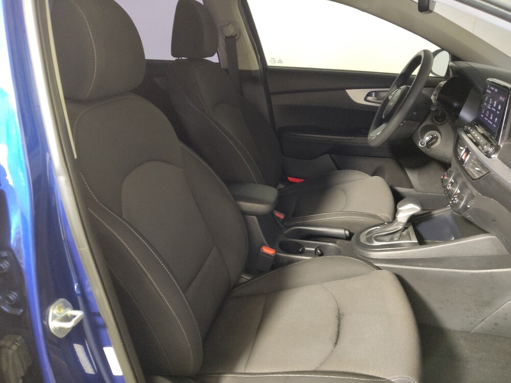 2022 Kia Forte in Midlothian, IL 60445 - 18144035 21