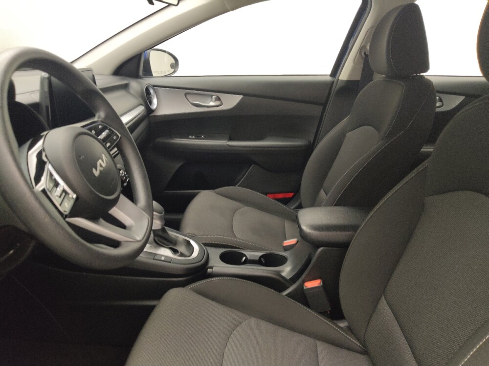 2023 Kia Forte in Des Moines, IA 50310 - 18144036 17