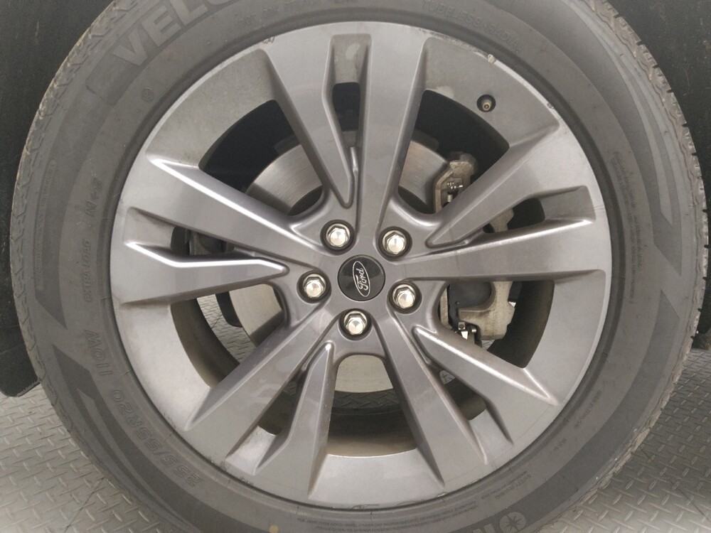 2022 Ford Explorer in Taylor, MI 48180 - 18144037 31