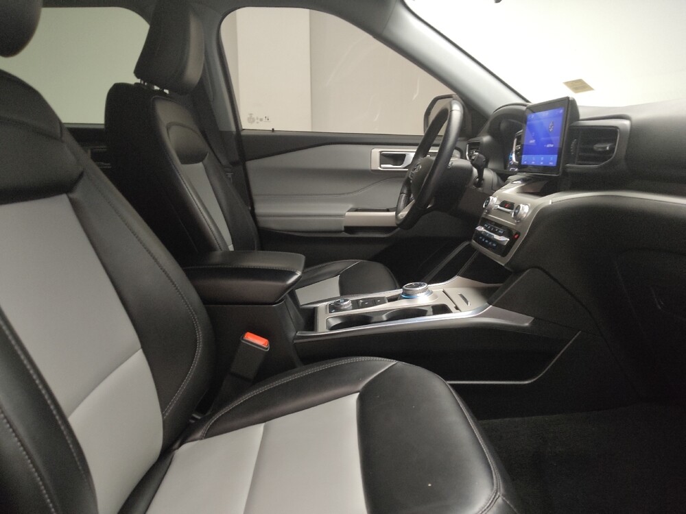 2022 Ford Explorer in Taylor, MI 48180 - 18144037 21