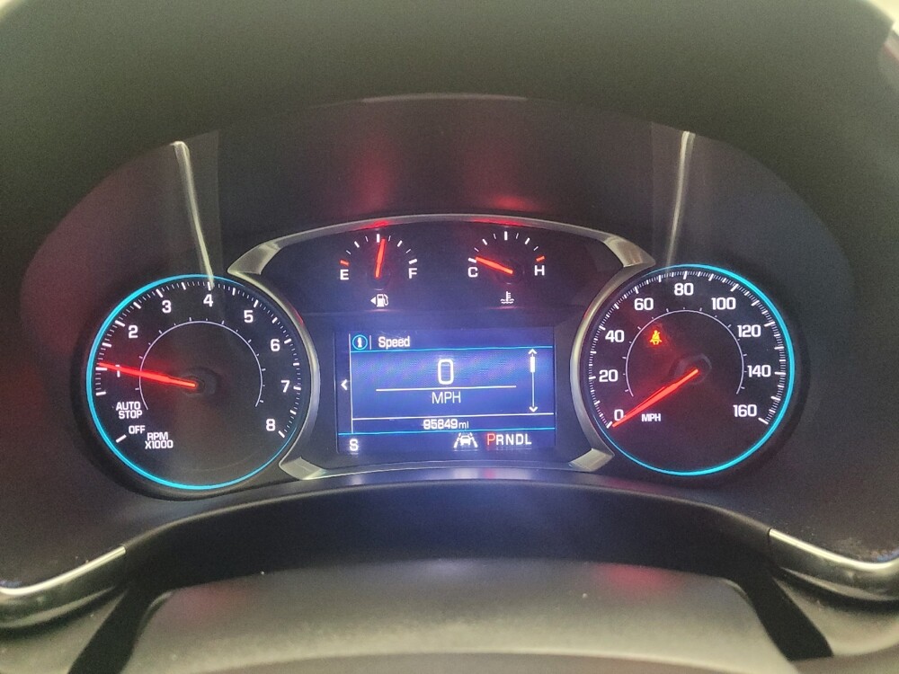 2021 Chevrolet Equinox in Grand Rapids, MI 49508 - 18144038 23