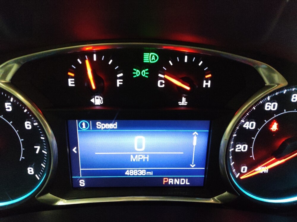 2021 Chevrolet Equinox in Grand Rapids, MI 49508 - 18144039 23