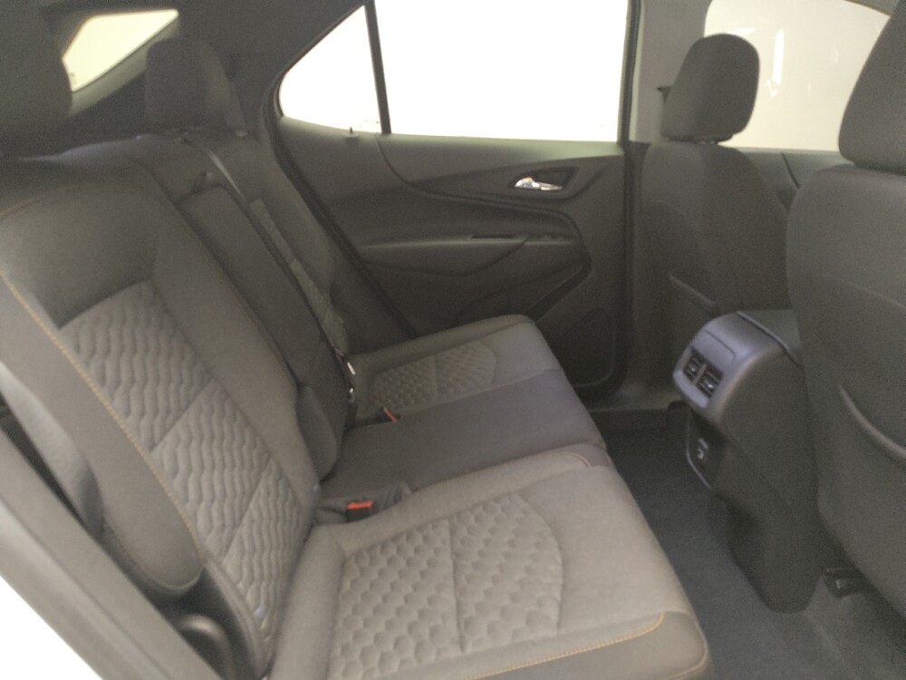 2021 Chevrolet Equinox in Grand Rapids, MI 49508 - 18144039 19