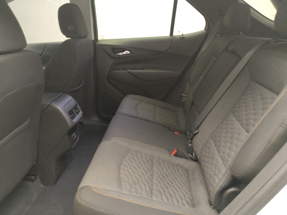 2021 Chevrolet Equinox in Grand Rapids, MI 49508 - 18144039 18