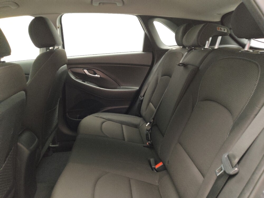 2018 Hyundai Elantra in Stone Mountain, GA 30083 - 18144046 18