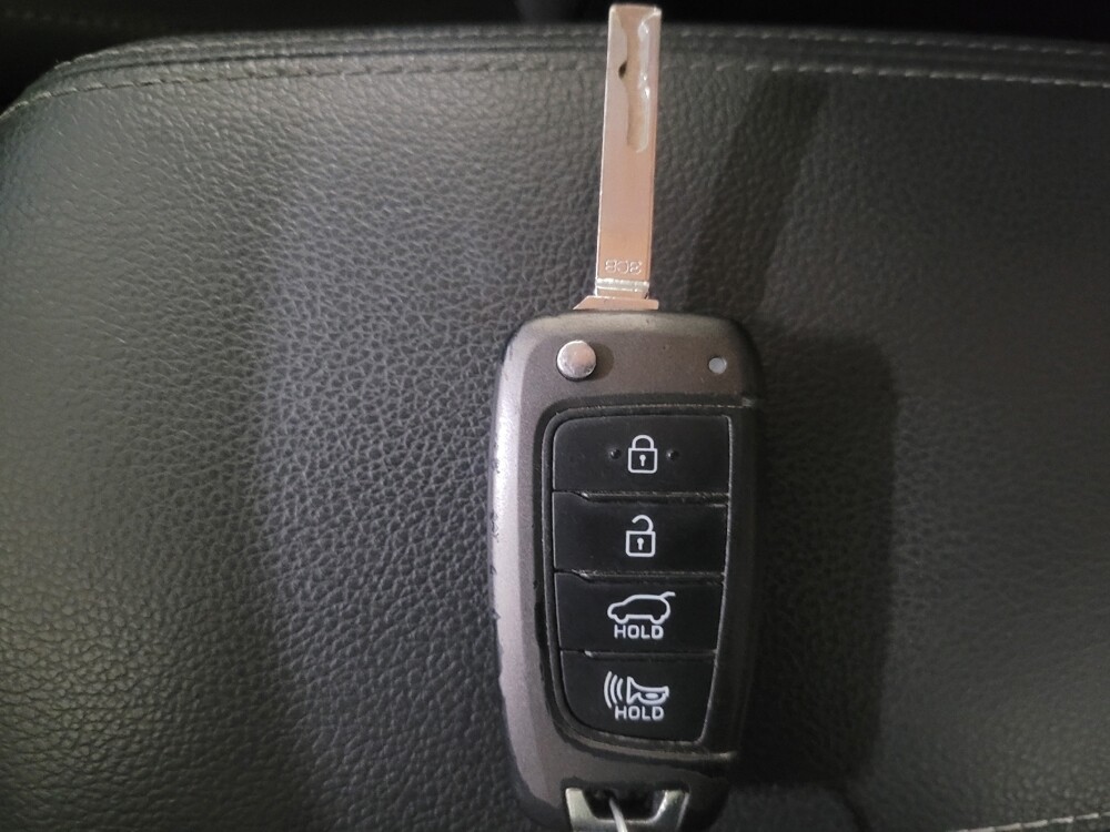 2018 Hyundai Elantra in Stone Mountain, GA 30083 - 18144046 32