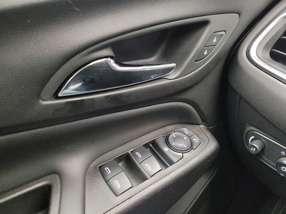 2024 Chevrolet Equinox in Grand Rapids, MI 49508 - 18144048 27