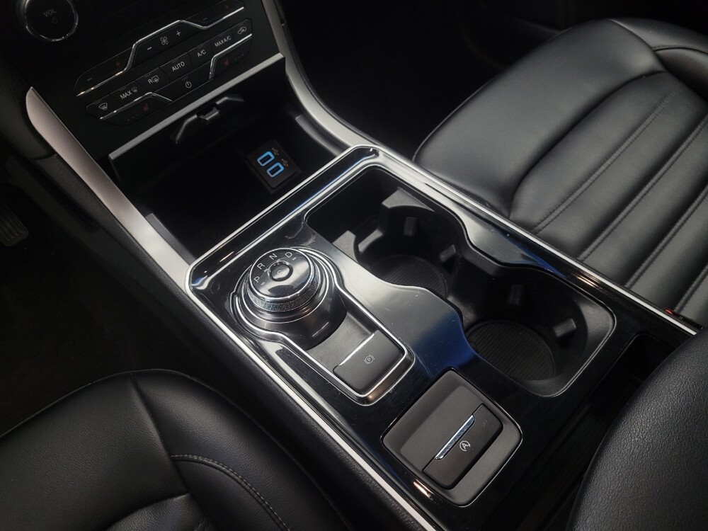2020 Ford Edge in Louisville, KY 40258 - 18144049 26