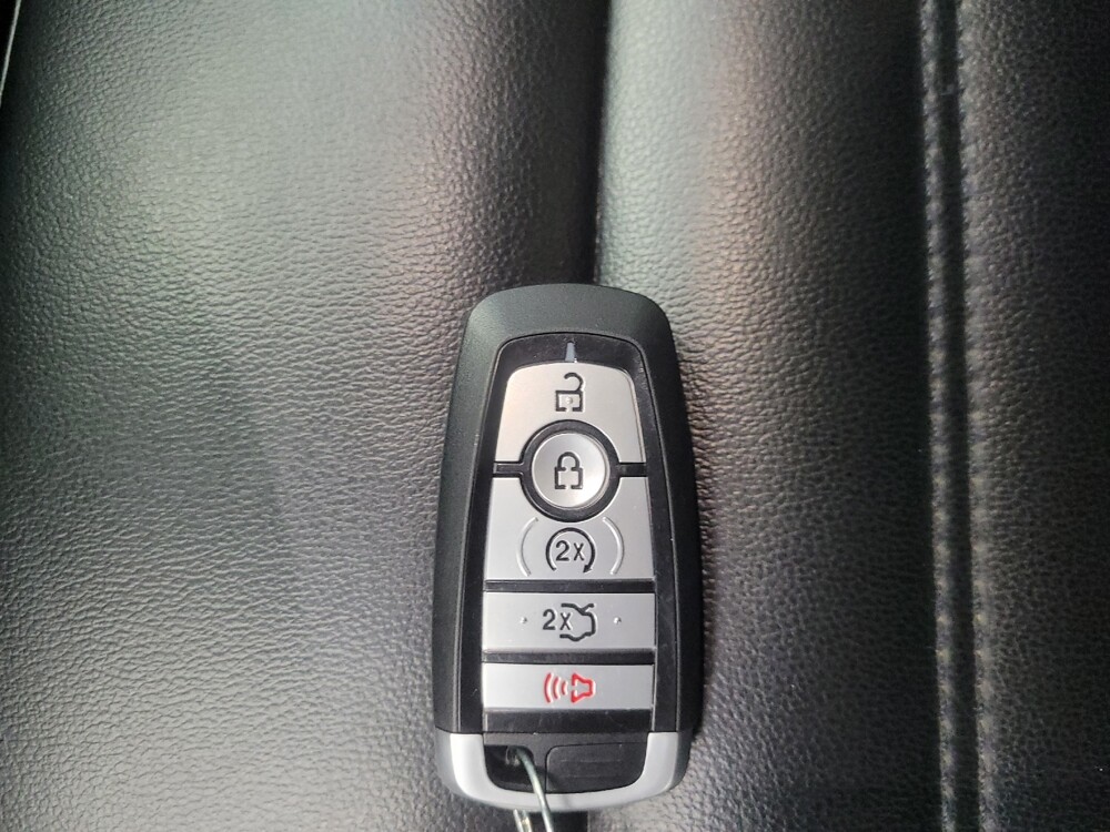 2020 Ford Edge in Louisville, KY 40258 - 18144049 32