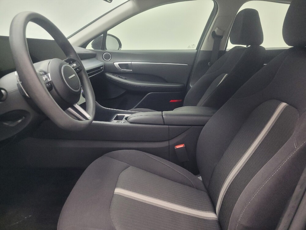 2024 Hyundai Sonata in Indianapolis, IN 46222 - 18144054 17