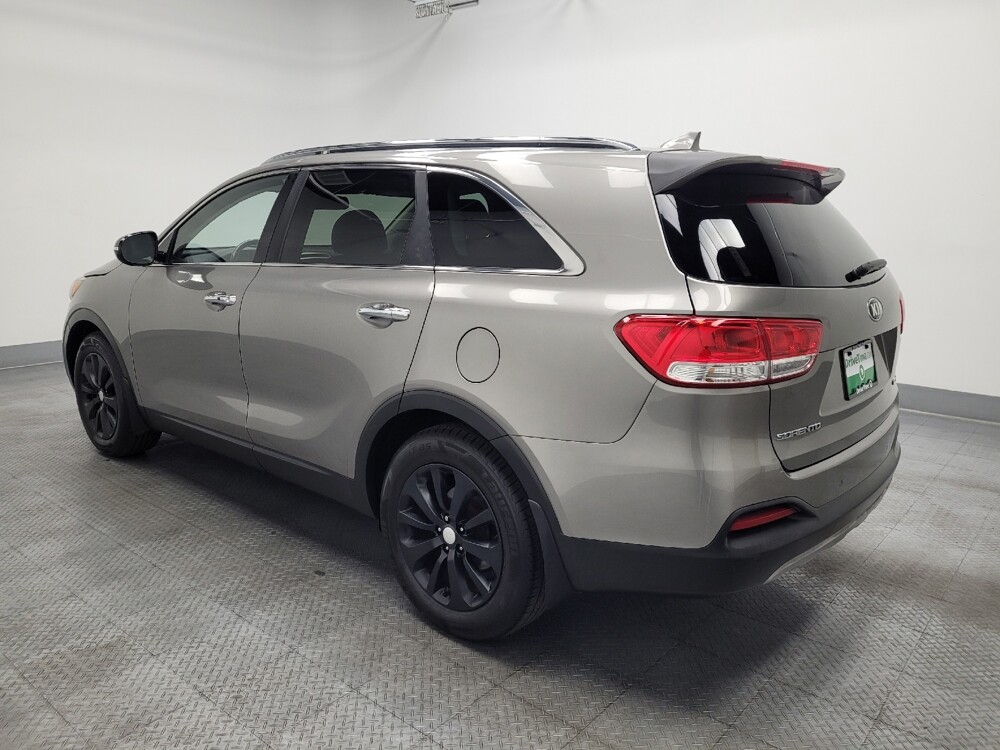 2018 Kia Sorento in Reno, NV 89502 - 18144055 3