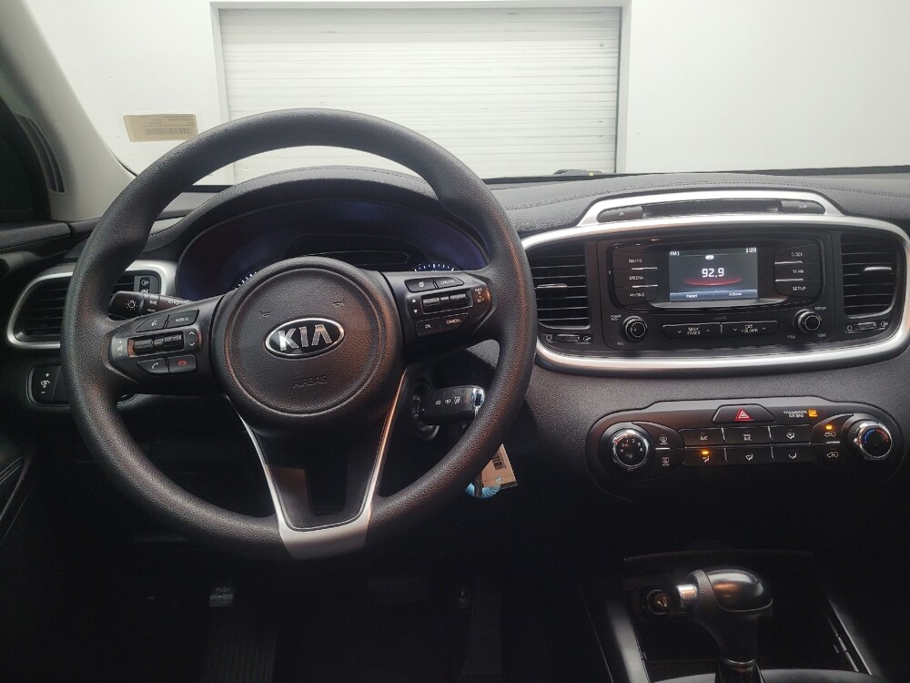 2017 Kia Sorento in Stone Mountain, GA 30083 - 18144061 22