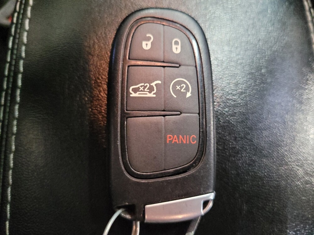 2019 Jeep Cherokee in Williamstown, NJ 8094 - 18144062 32