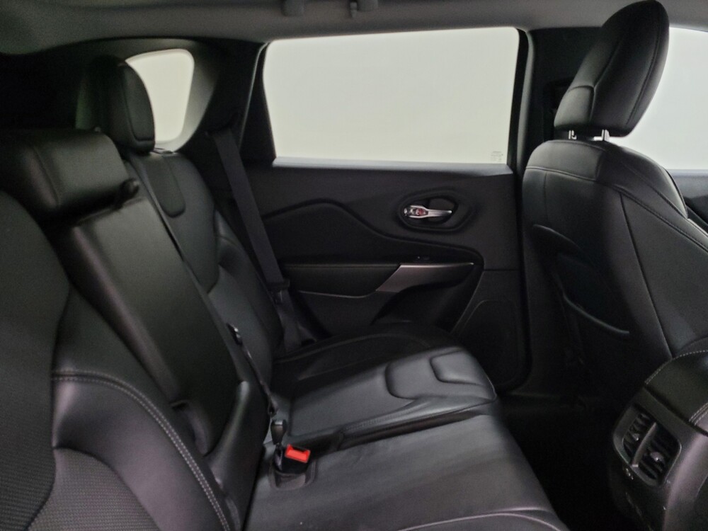 2021 Jeep Cherokee in Langhorne, PA 19047 - 18144063 19