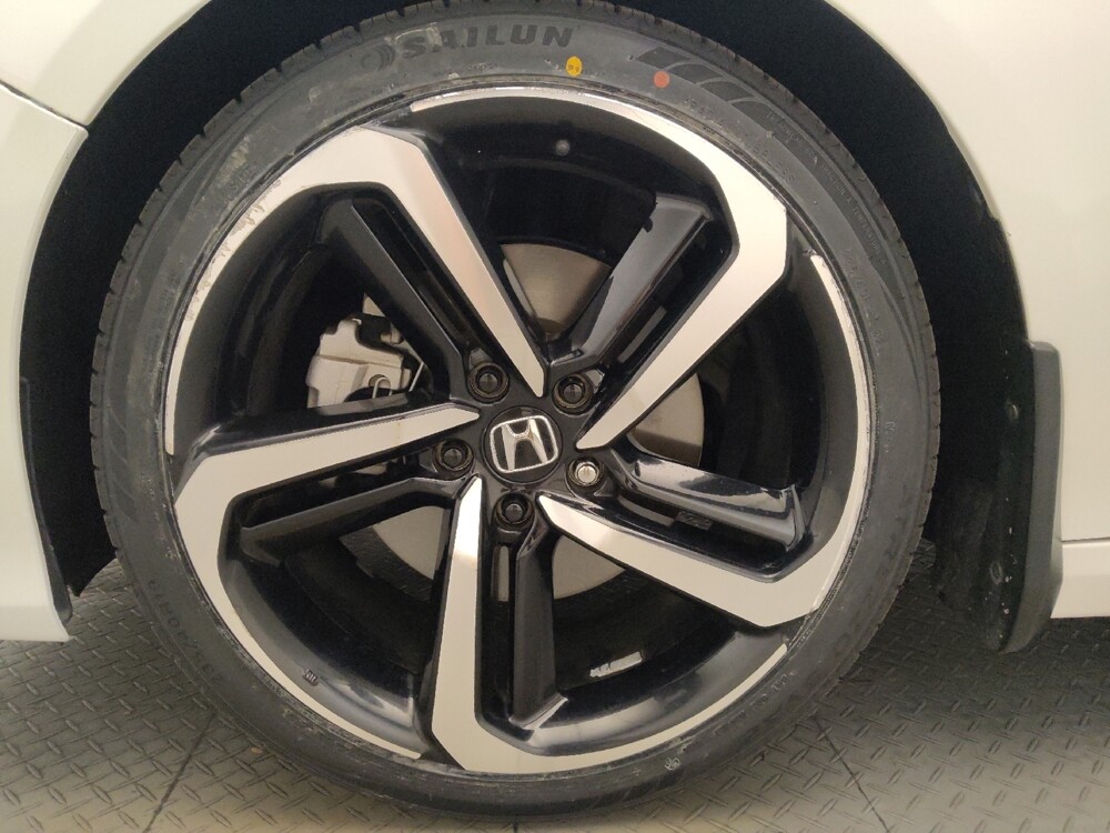 2019 Honda Accord in Phoenix, AZ 85015 - 18144068 31