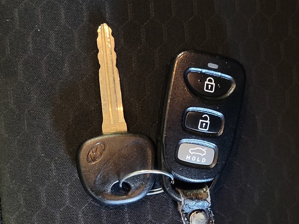 2020 Hyundai Elantra in Sanford, FL 32773 - 18144069 32