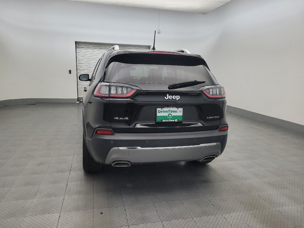 2019 Jeep Cherokee in Glendale, AZ 85301 - 18144082 6