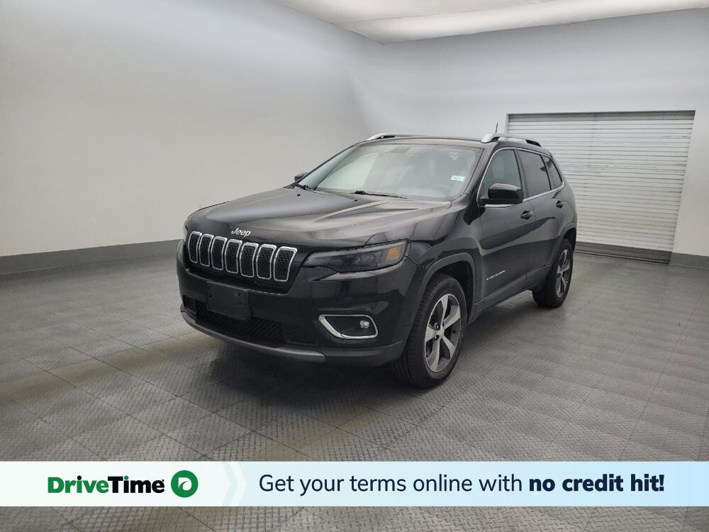 2019 Jeep Cherokee in Glendale, AZ 85301 - 18144082