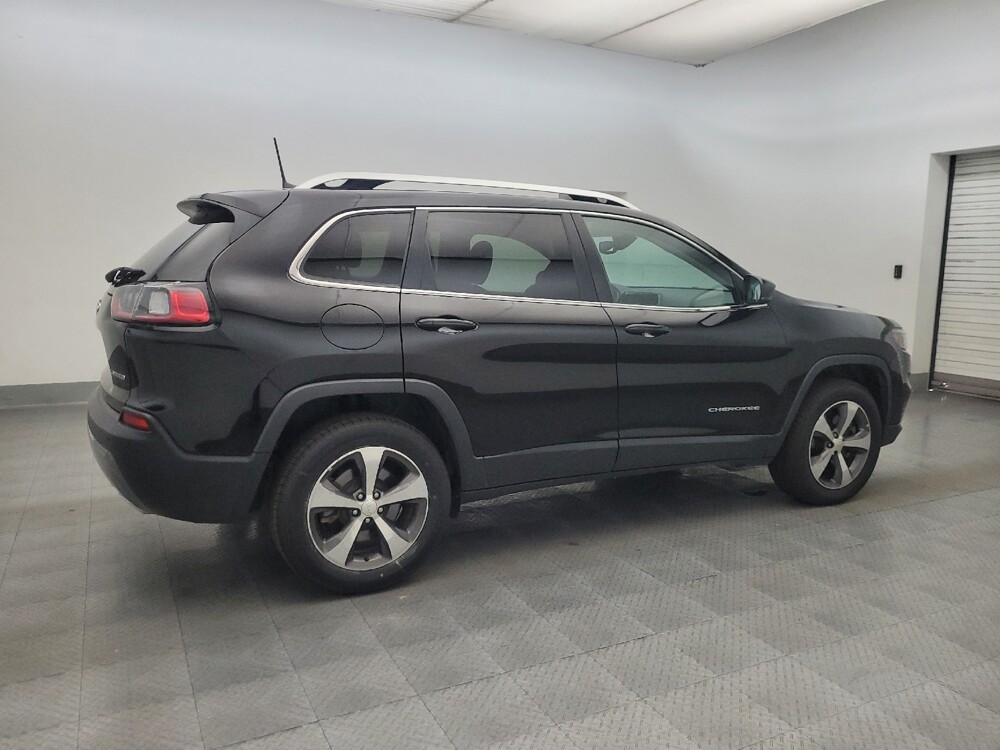 2019 Jeep Cherokee in Glendale, AZ 85301 - 18144082 10