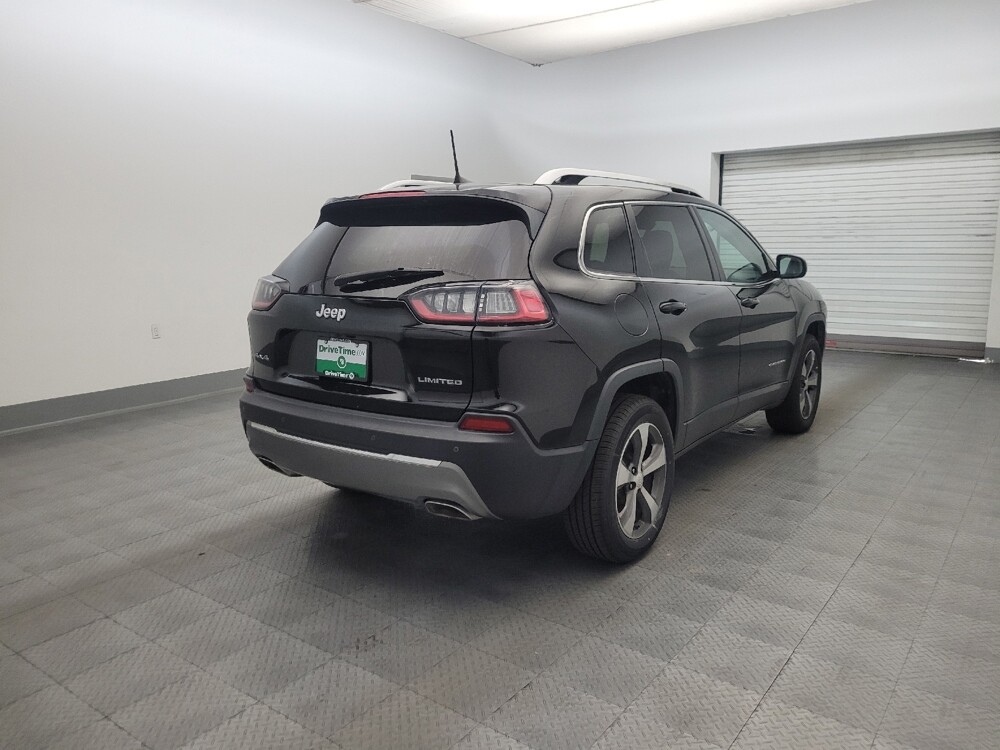 2019 Jeep Cherokee in Glendale, AZ 85301 - 18144082 9