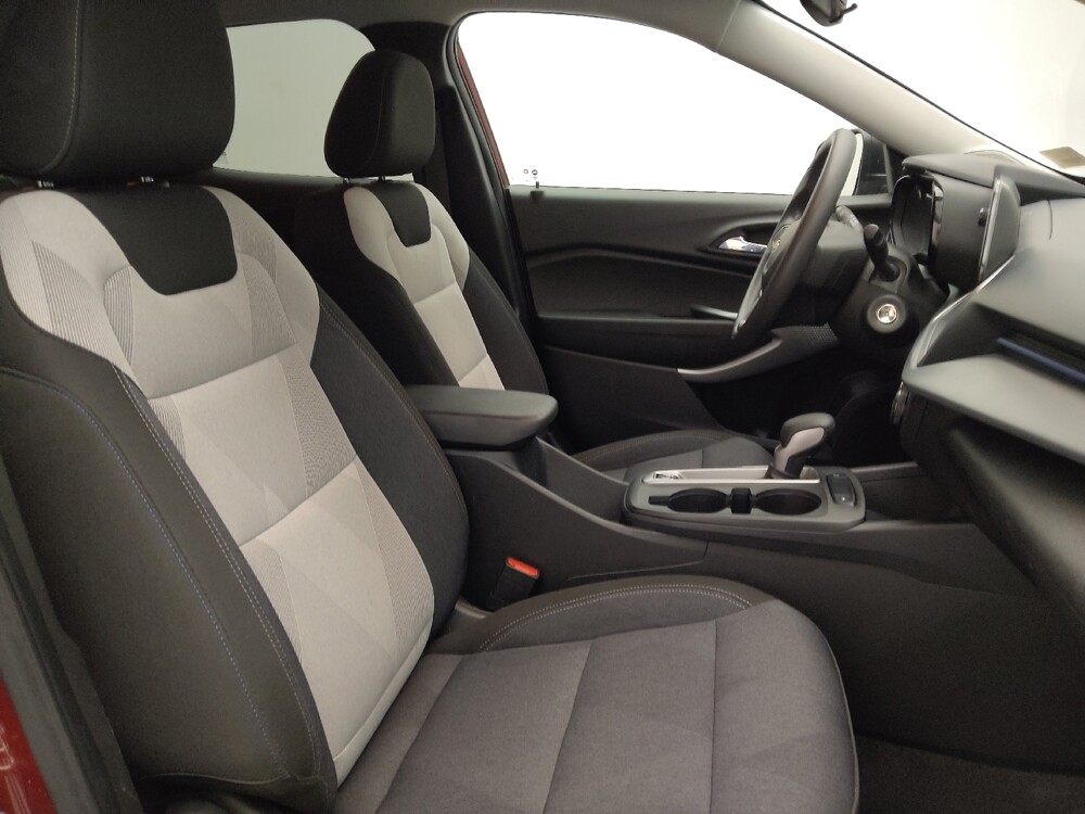 2025 Chevrolet Trax in Denver, CO 80012 - 18144086 21