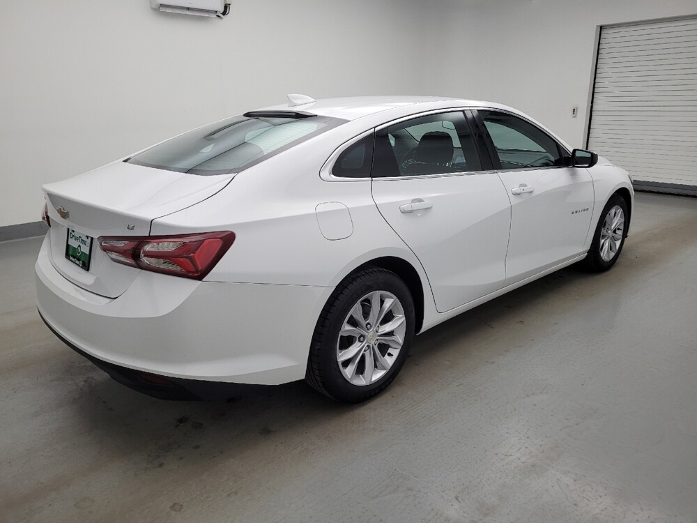 2021 Chevrolet Malibu in Miamisburg, OH 45342 - 18144096 10