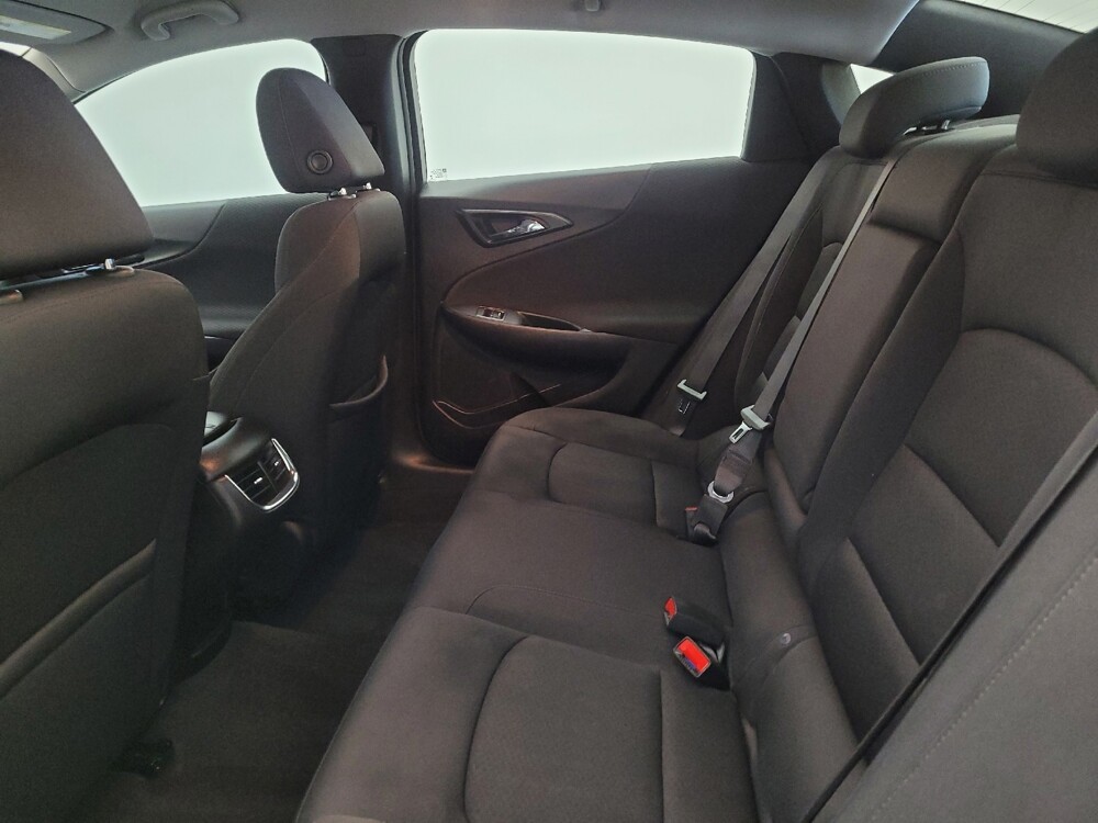 2021 Chevrolet Malibu in Miamisburg, OH 45342 - 18144096 18