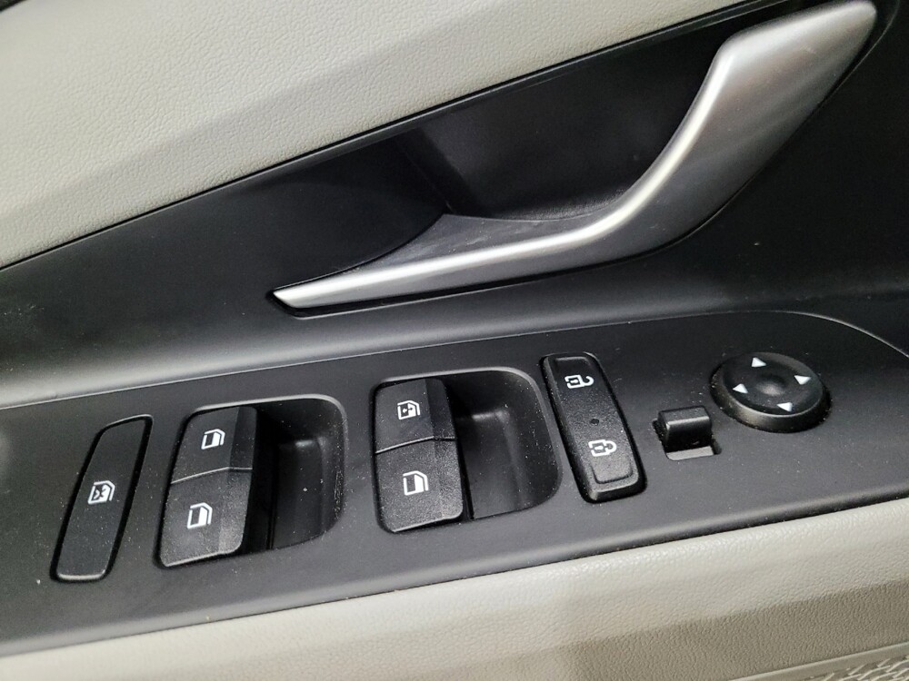 2023 Hyundai Elantra in Williamstown, NJ 8094 - 18144100 27