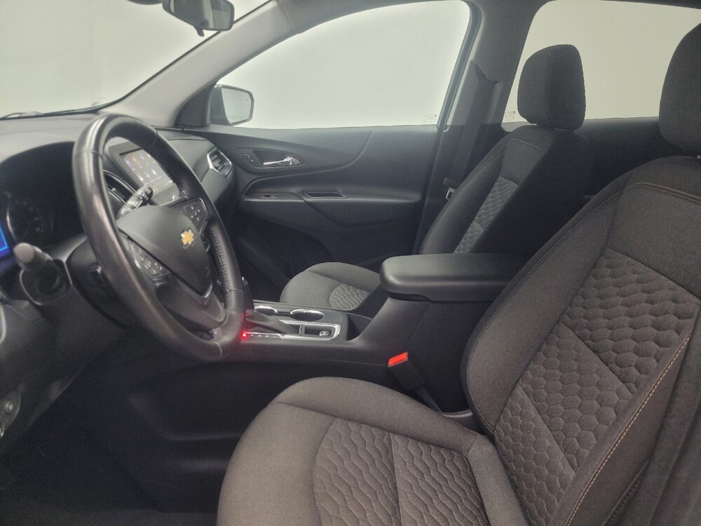 2020 Chevrolet Equinox in Mishawaka, IN 46545 - 18144101 17
