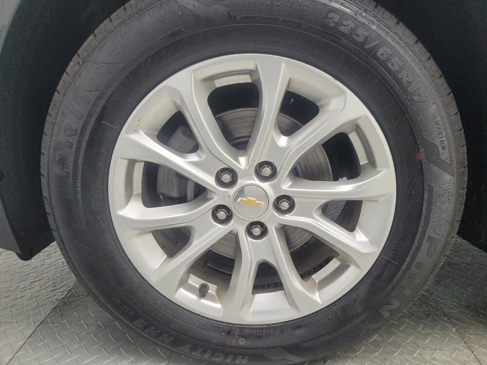 2020 Chevrolet Equinox in Mishawaka, IN 46545 - 18144101 31