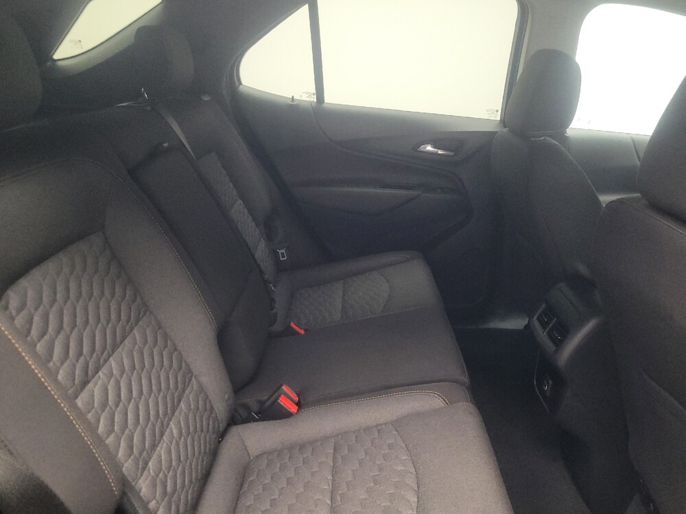 2020 Chevrolet Equinox in Mishawaka, IN 46545 - 18144101 19