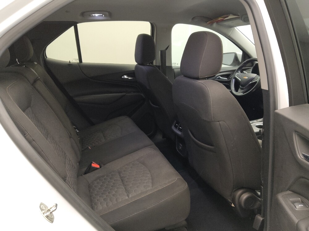 2019 Chevrolet Equinox in Topeka, KS 66611 - 18144104 19