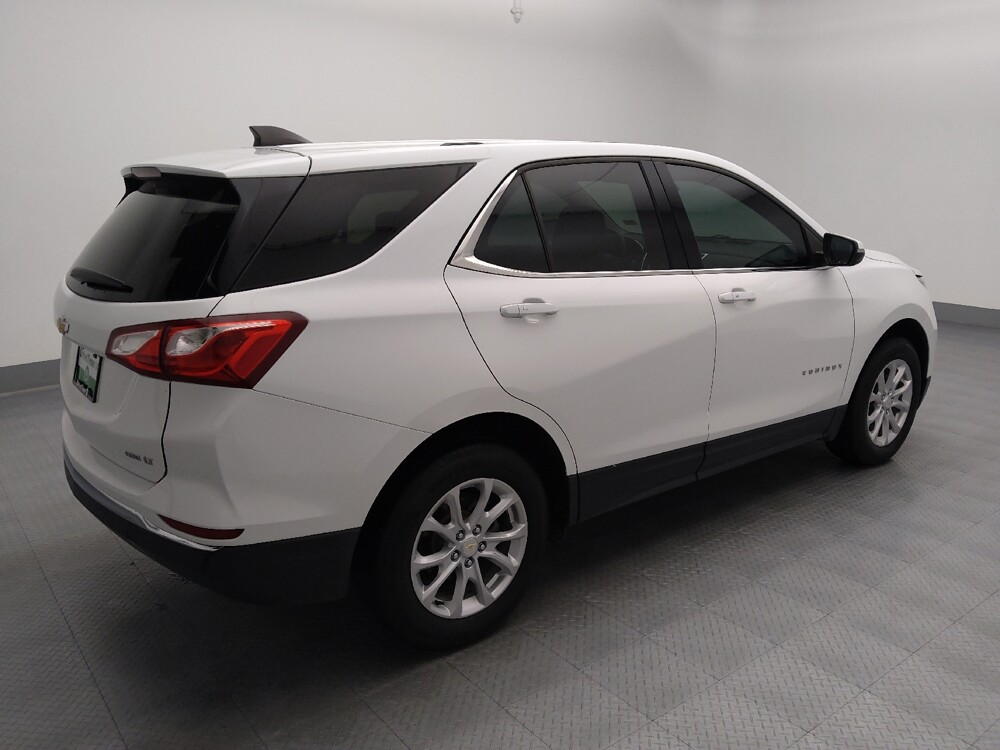 2019 Chevrolet Equinox in Topeka, KS 66611 - 18144104 10