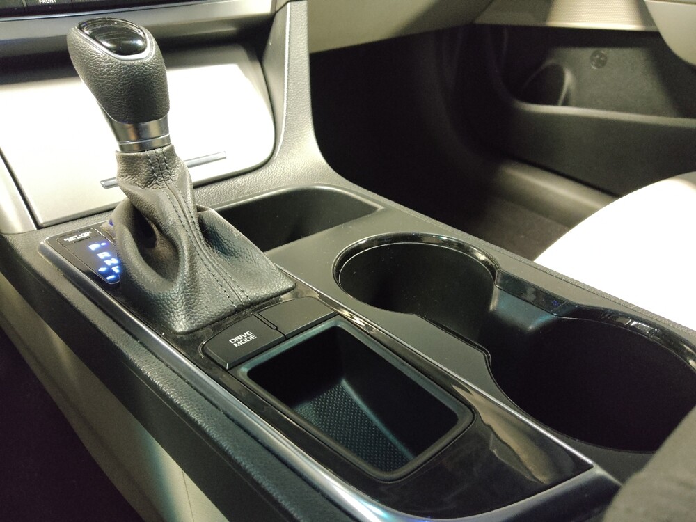 2017 Hyundai Sonata in Chandler, AZ 85225 - 18144118 26