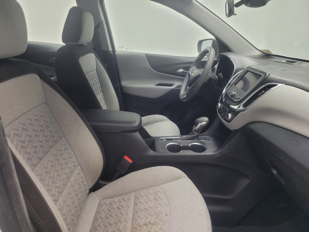 2022 Chevrolet Equinox in Indianapolis, IN 46222 - 18144123 21