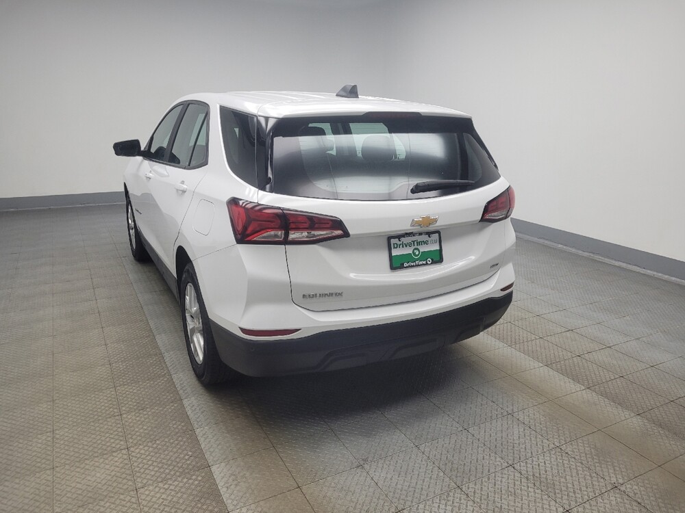 2022 Chevrolet Equinox in Indianapolis, IN 46222 - 18144123 5