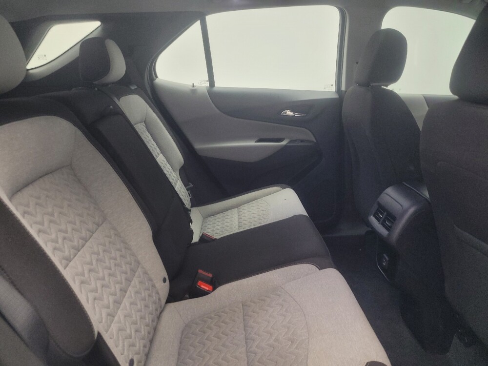 2022 Chevrolet Equinox in Indianapolis, IN 46222 - 18144123 19